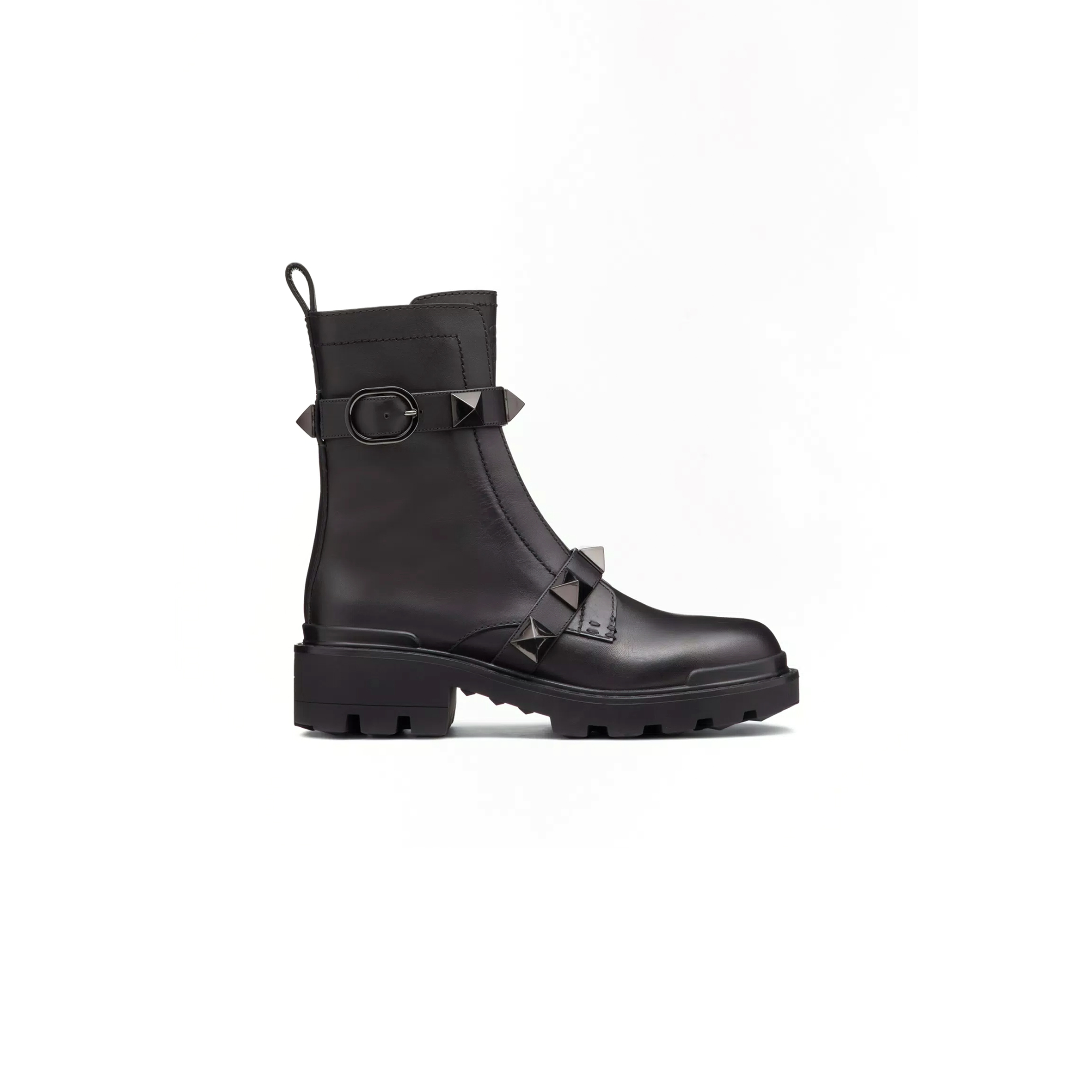 Va1e*ntin0 roman stud calfskin combat boot with tonal studs 40mm 5w2s0cj3fyp_0no